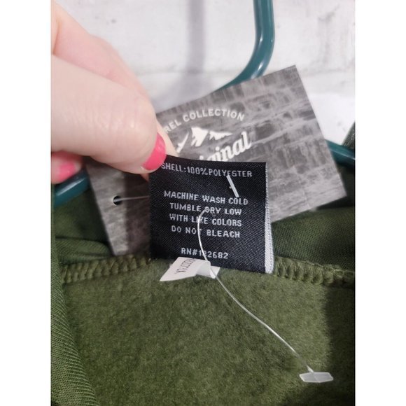 Men 2XL Green Pullover Hoodie Green Explore Embroidered Patch‎ Fleece NEW $39.99 - Picture 6 of 8